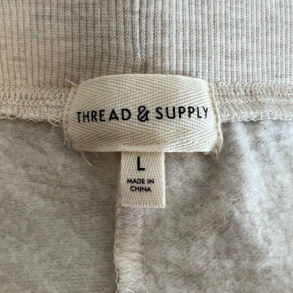 THREAD & SUPPLY Women's Camo Joggers New - Picture 5 of 5